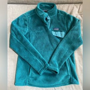 Patagonia Re-Tool pullover sweater. Excellent condition.